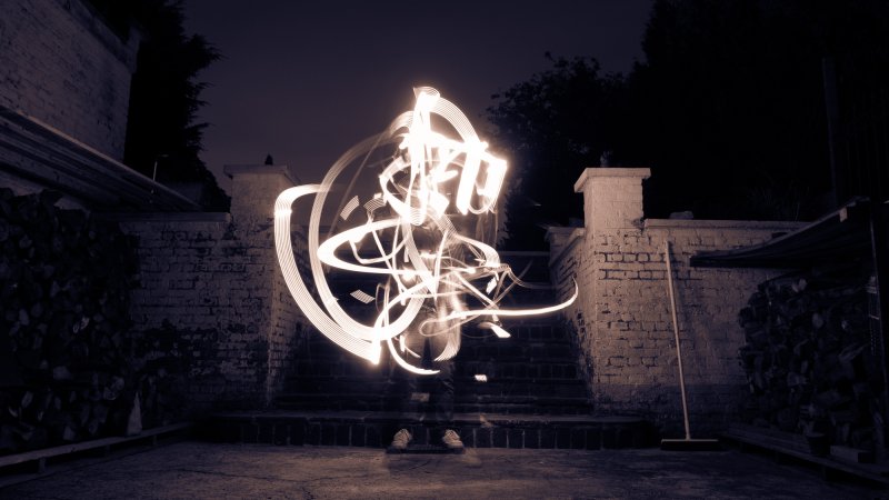 DiMartino-Okus-photography-choreographer-lightpainting-website