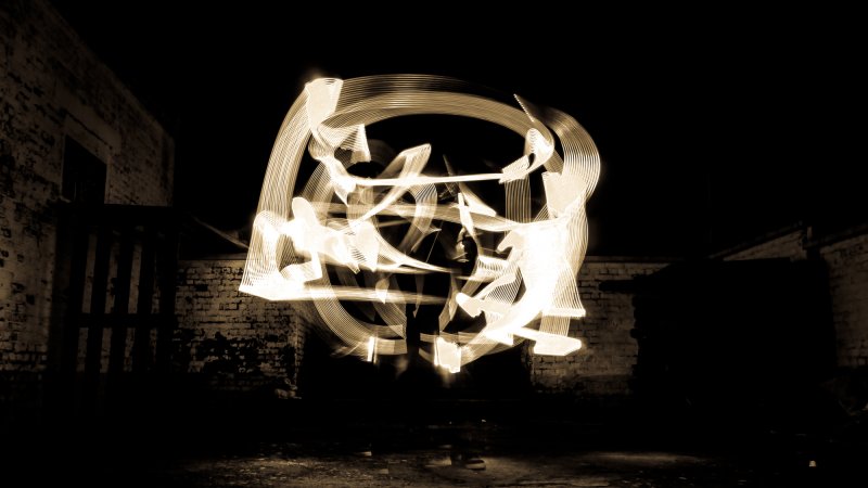 Sign-DiMartino-Okus-photography-lightpainting-choreographer-web-2-4