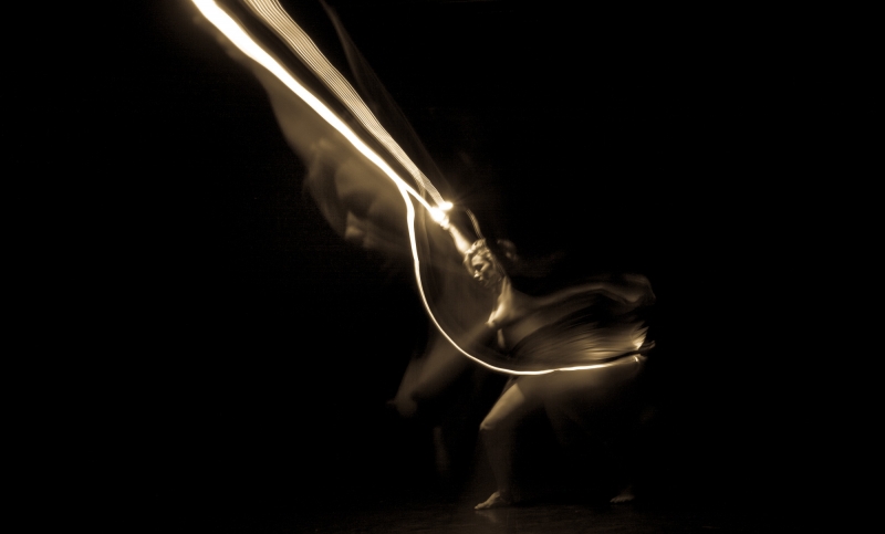ANDROMEDE-DiMartino-Okus-photography-lightpainting-choreographer-web-9