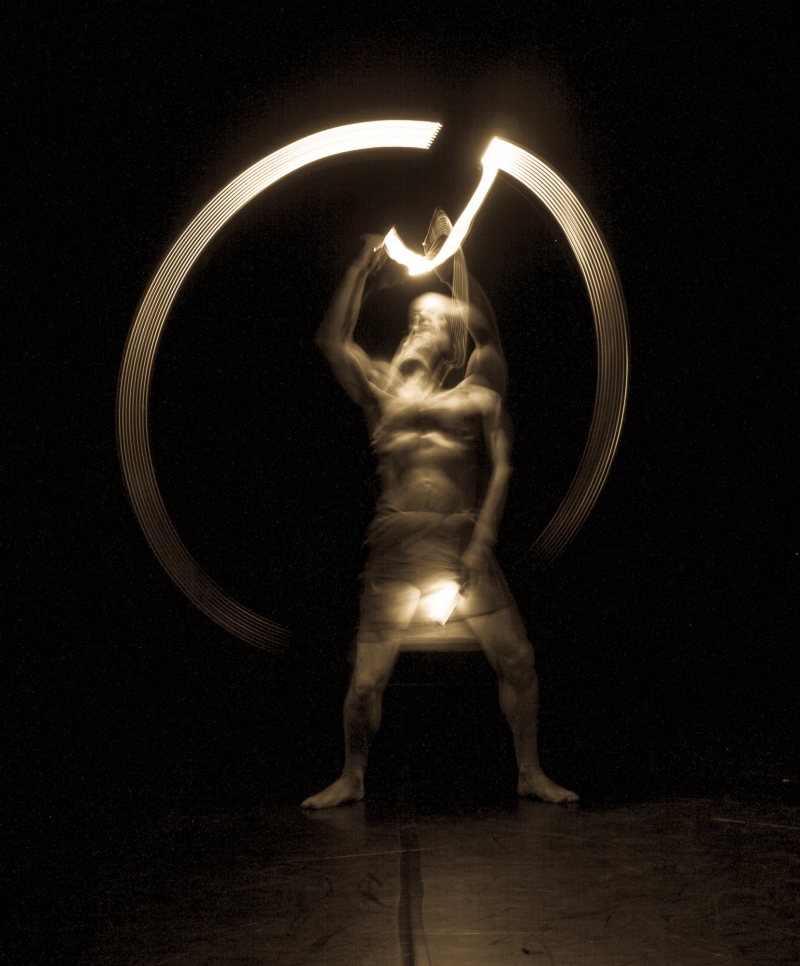 JUPITER-DiMartino-Okus-photography-lightpainting-choreographer-web-2