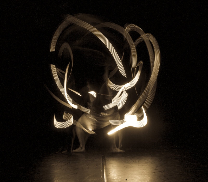 JUPITER-DiMartino-Okus-photography-lightpainting-choreographer-web-3