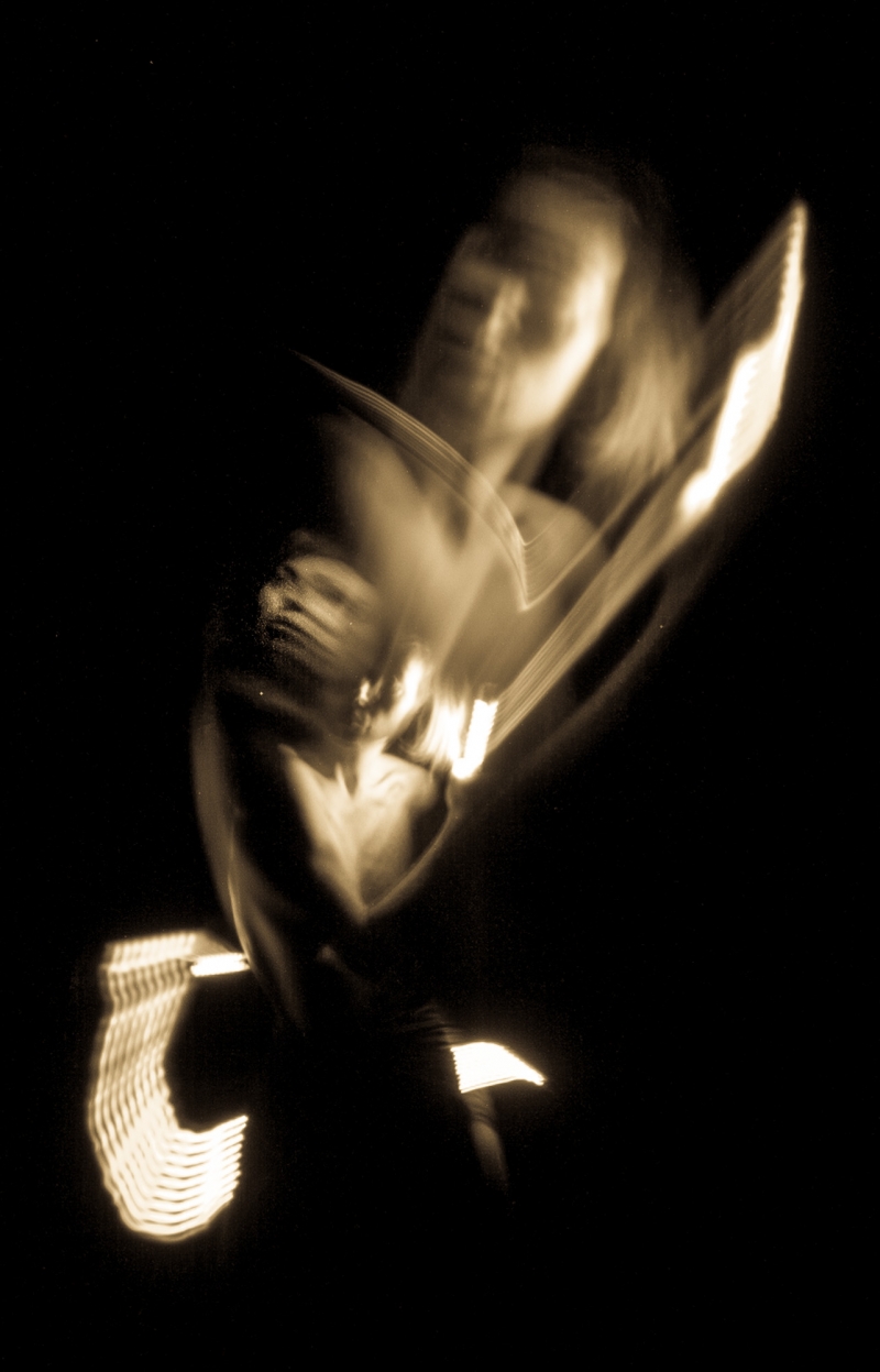 PHAEDRA-DiMartino-Okus-photography-lightpainting-choreographer-web-12