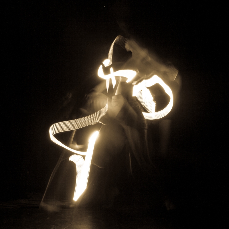 PHAEDRA-DiMartino-Okus-photography-lightpainting-choreographer-web-15