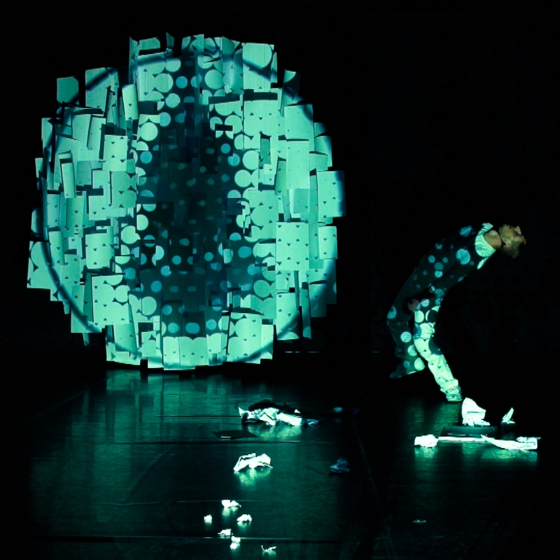 dcompo-DiMartino-Okus-videomapping-urban-paper-choreographer-15