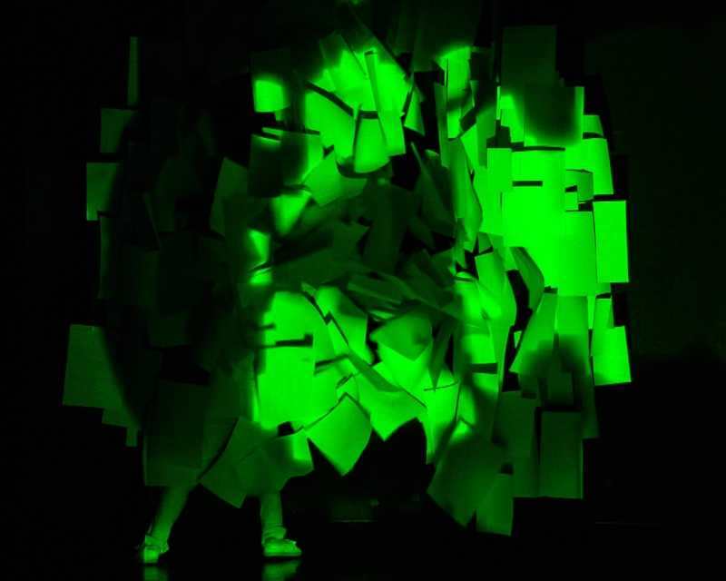 dcompo-DiMartino-Okus-videomapping-urban-paper-choreographer-7