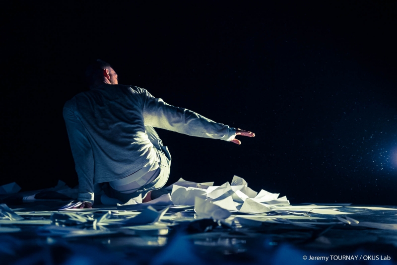 DiMartino-Okus-photography-lightpainting-choreographer-paper-57-2